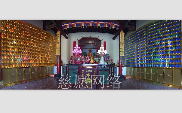 龍巖雁洲古寺|新建萬(wàn)佛墻，8天4萬(wàn)供燈效益